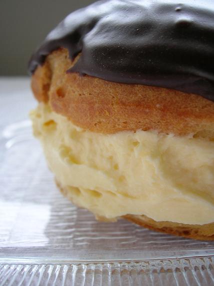 Classic Cream Puff