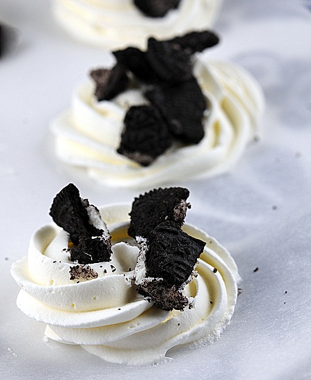 Upclose of two Oreo Frozen Whipped Cream Circles.