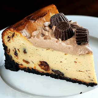 Peanut Butter Cup Cheesecake