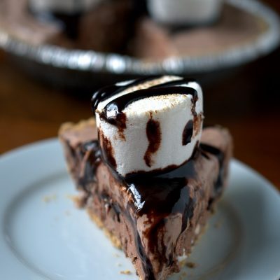 Easy Nutella S’mores Ice Cream Pie….