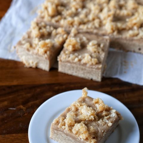 Salted Caramel Crunch Blondies