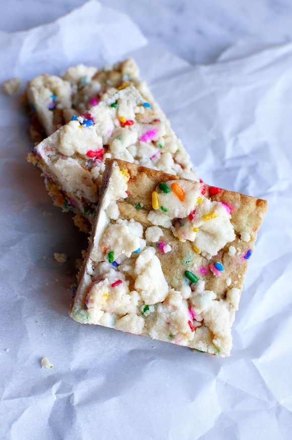 Crumb Topped Cake Batter Blondies