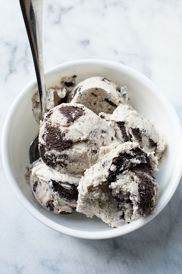 Mint Chocolate Cookie Ice Cream 2