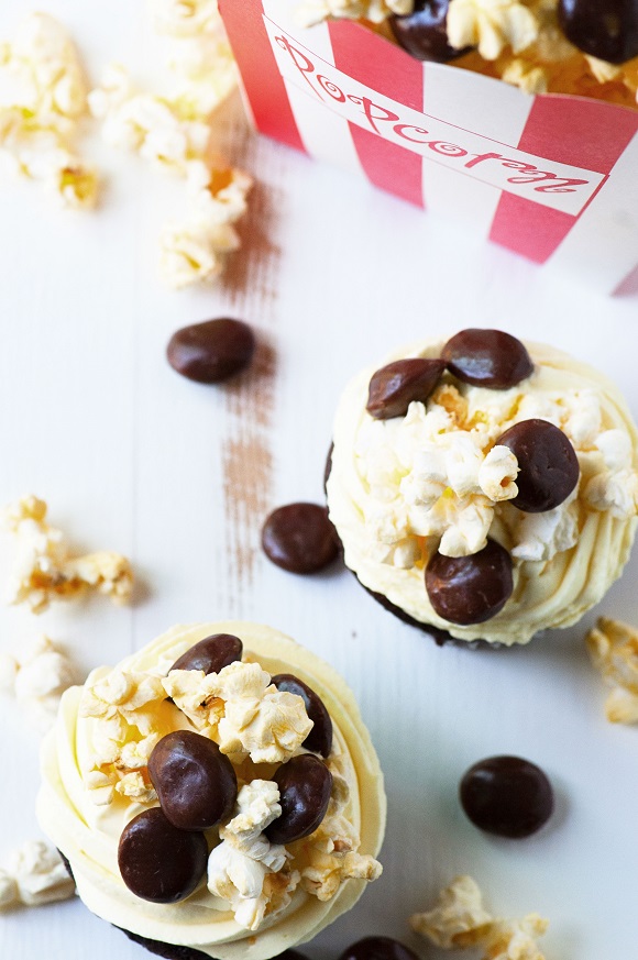 Movie Popcorn and Milk Dud Cupcakes 05