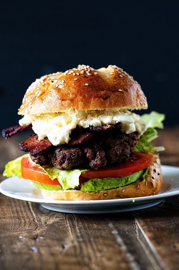 Cobb Salad Burger 02