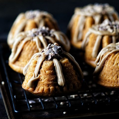 Mini Pumpkin Toffee Bundt Cakes