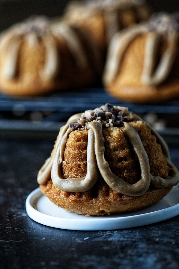 Mini Pumpkin Toffee Bundt Cake