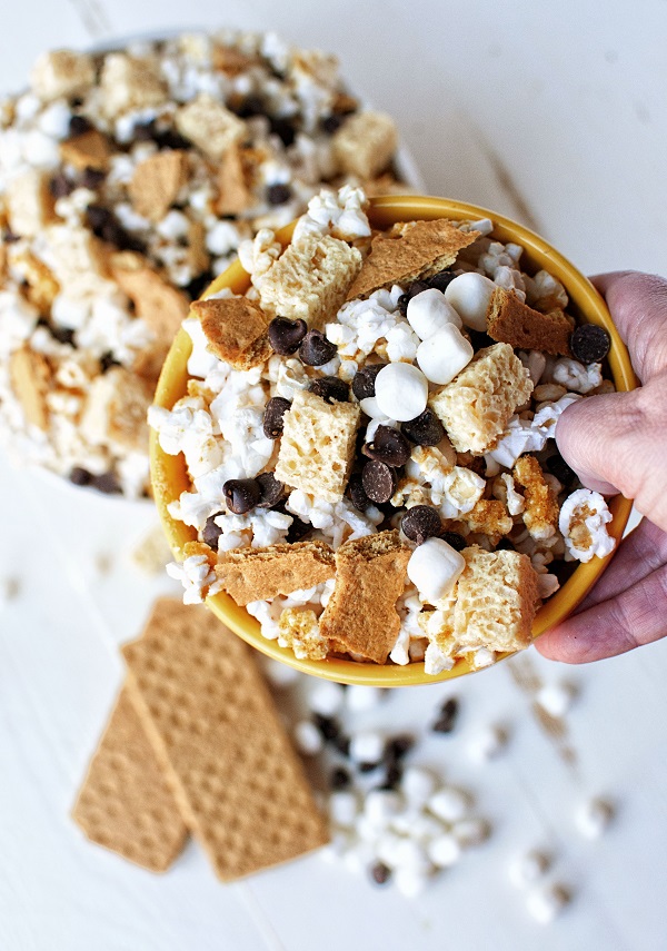 Jolly Time Popcorn Smores Mix In 02