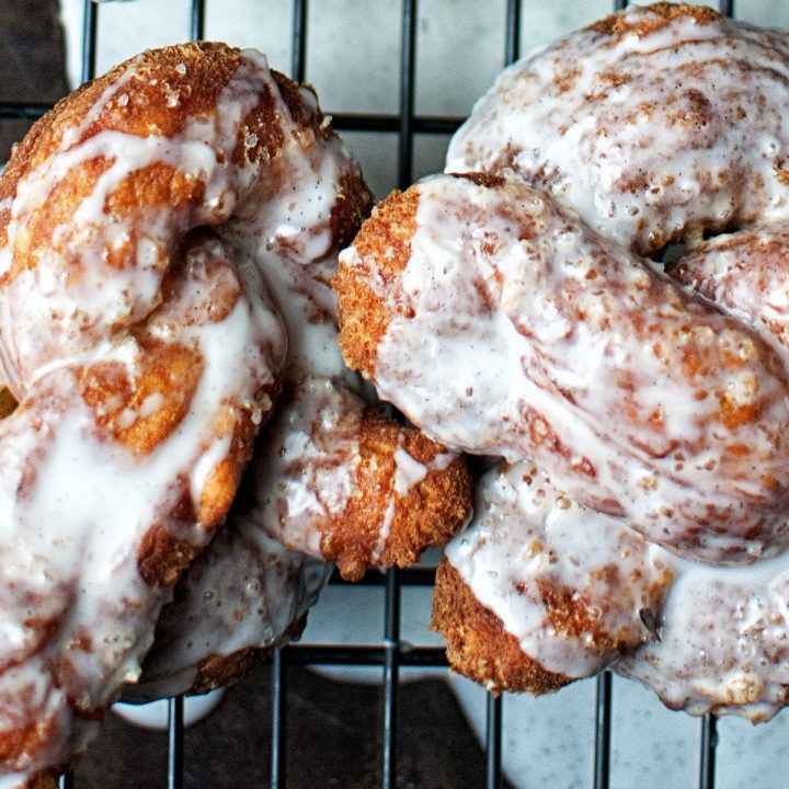 Vanilla Bean Soft Pretzel Donuts