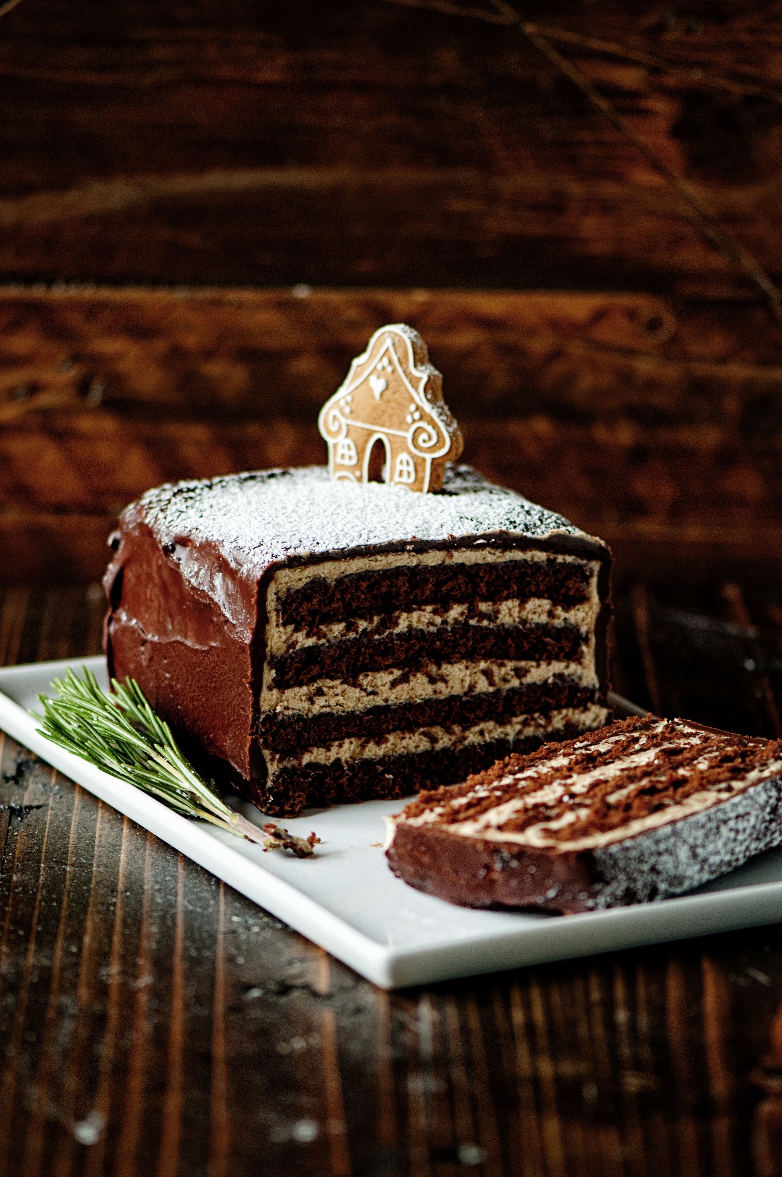 Chocolate Gingerbread Cake with Gingerbread Buttercream