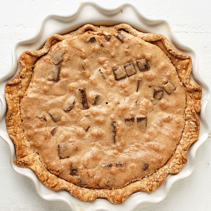 Cookie Butter Kit Kat Cookie Pie