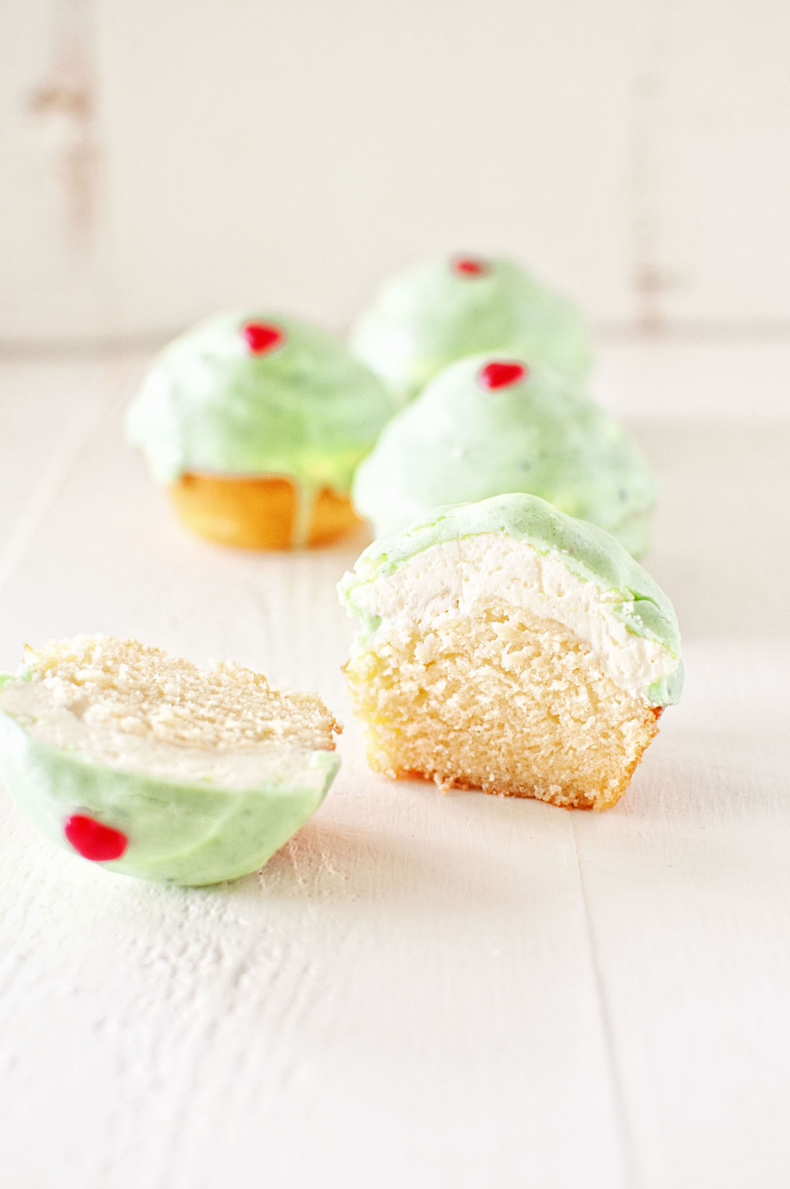 Grinch Buttermint Cupcakes