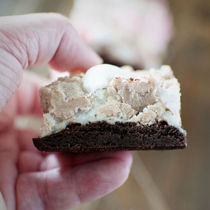 Hot Chocolate Marshmallow Brownie Bars