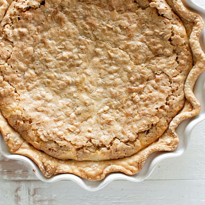 Oatmeal Cookie Irish Cream Cheesecake Pie