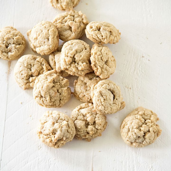 Butterscotch Salted Cashew Cookies