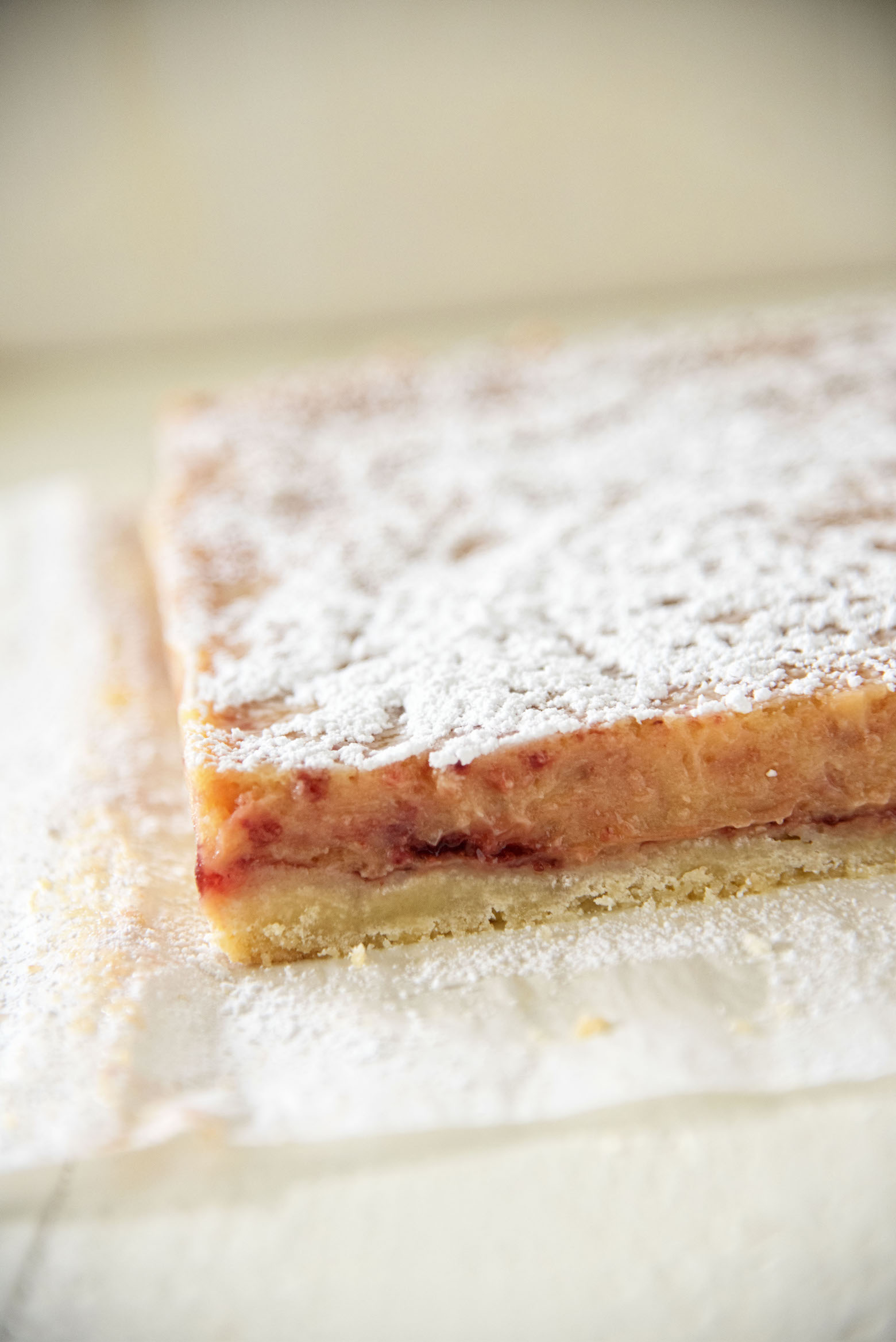 Cut Strawberry Lemonade Lemon Bars