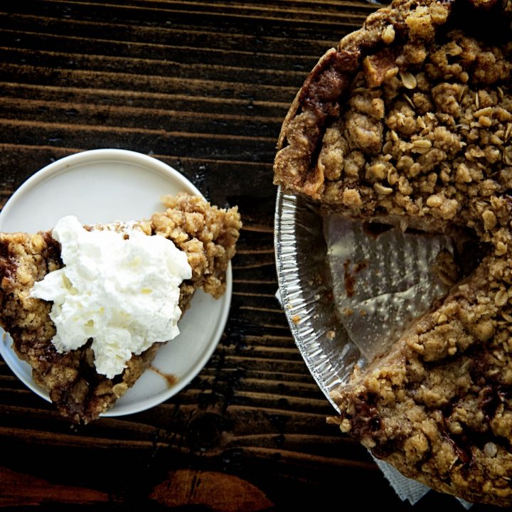 Oatmeal Crumble Caramel Apple Pie