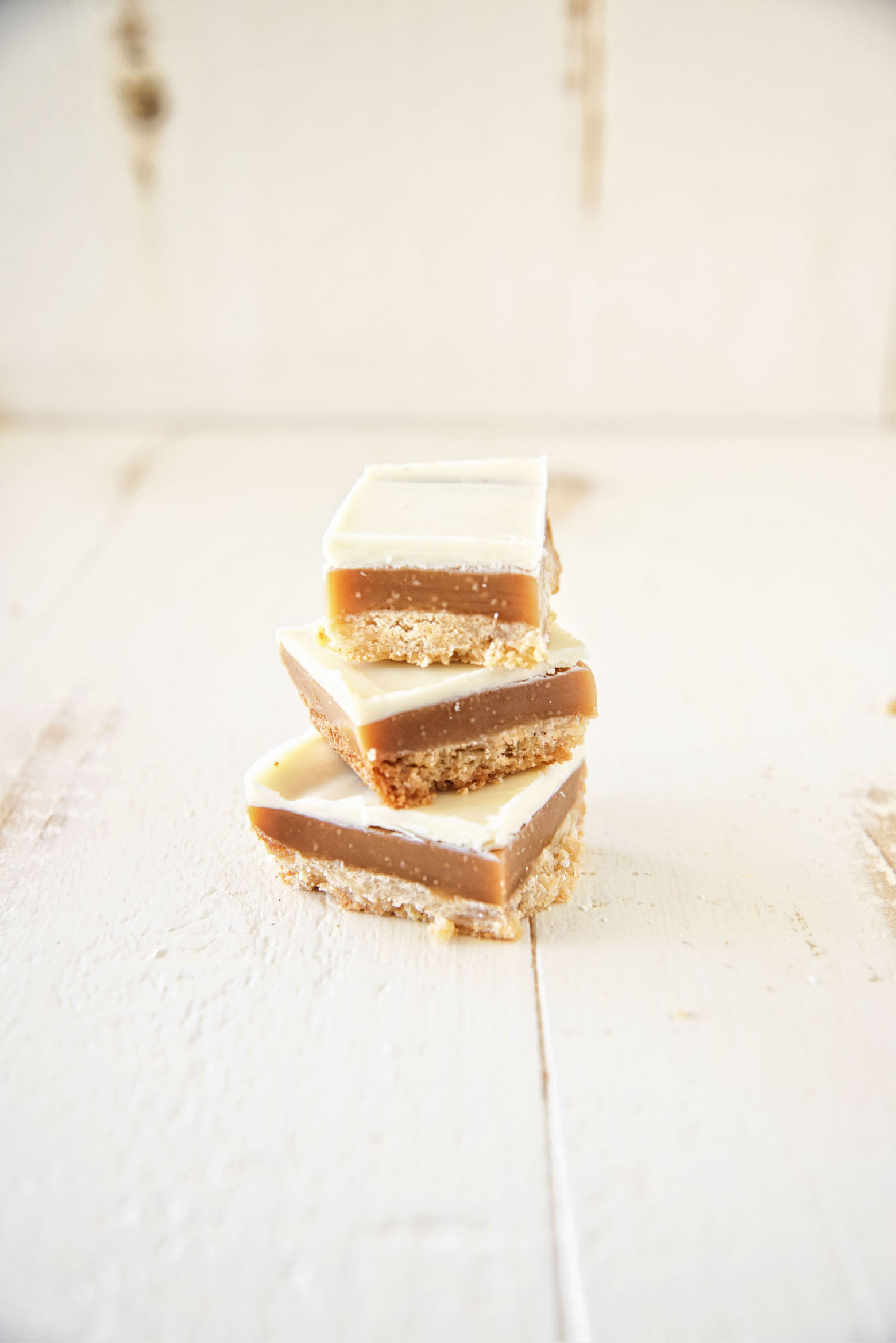 Root Beer Float Caramel Bars