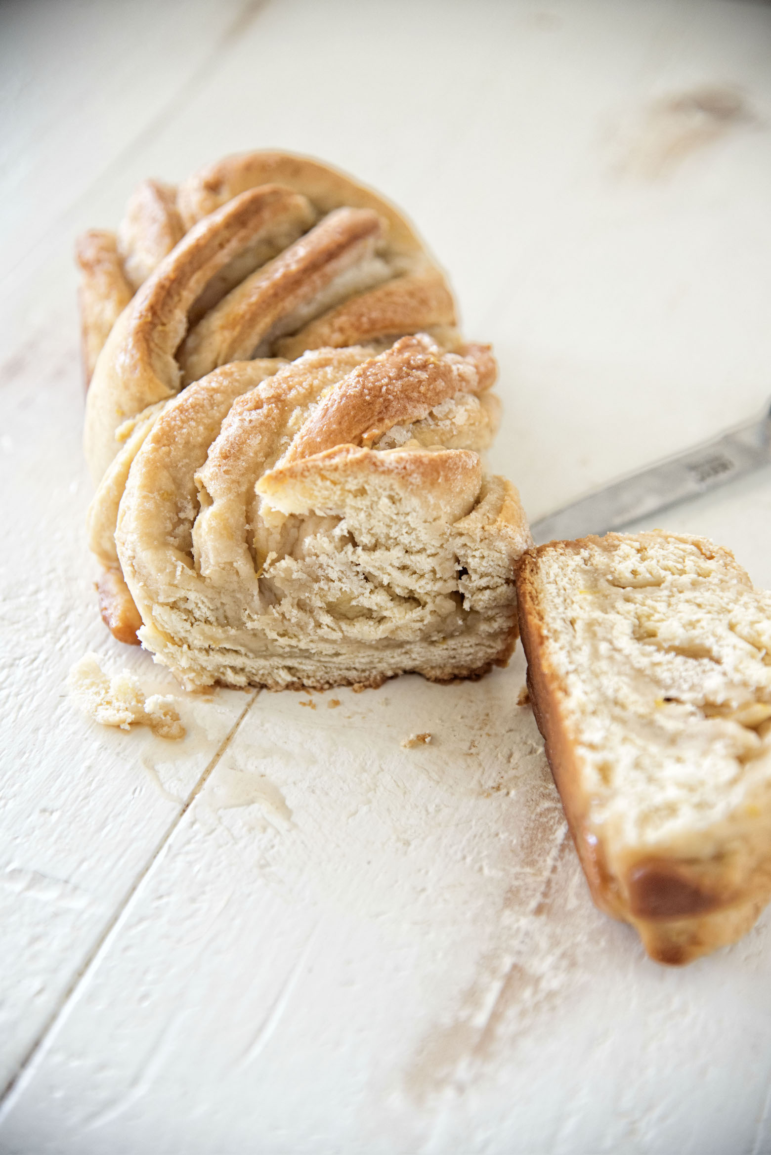 Sliced babka with center of bread exposed. 