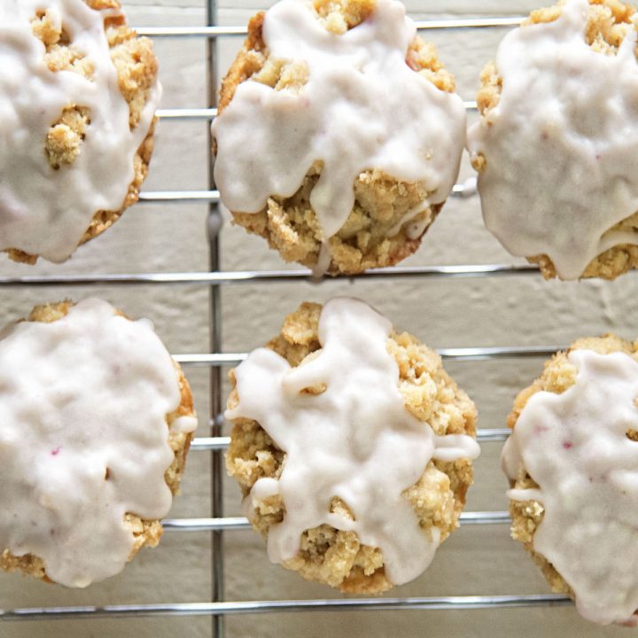 Cranberry White Chocolate Chip Crumb Topped Muffins