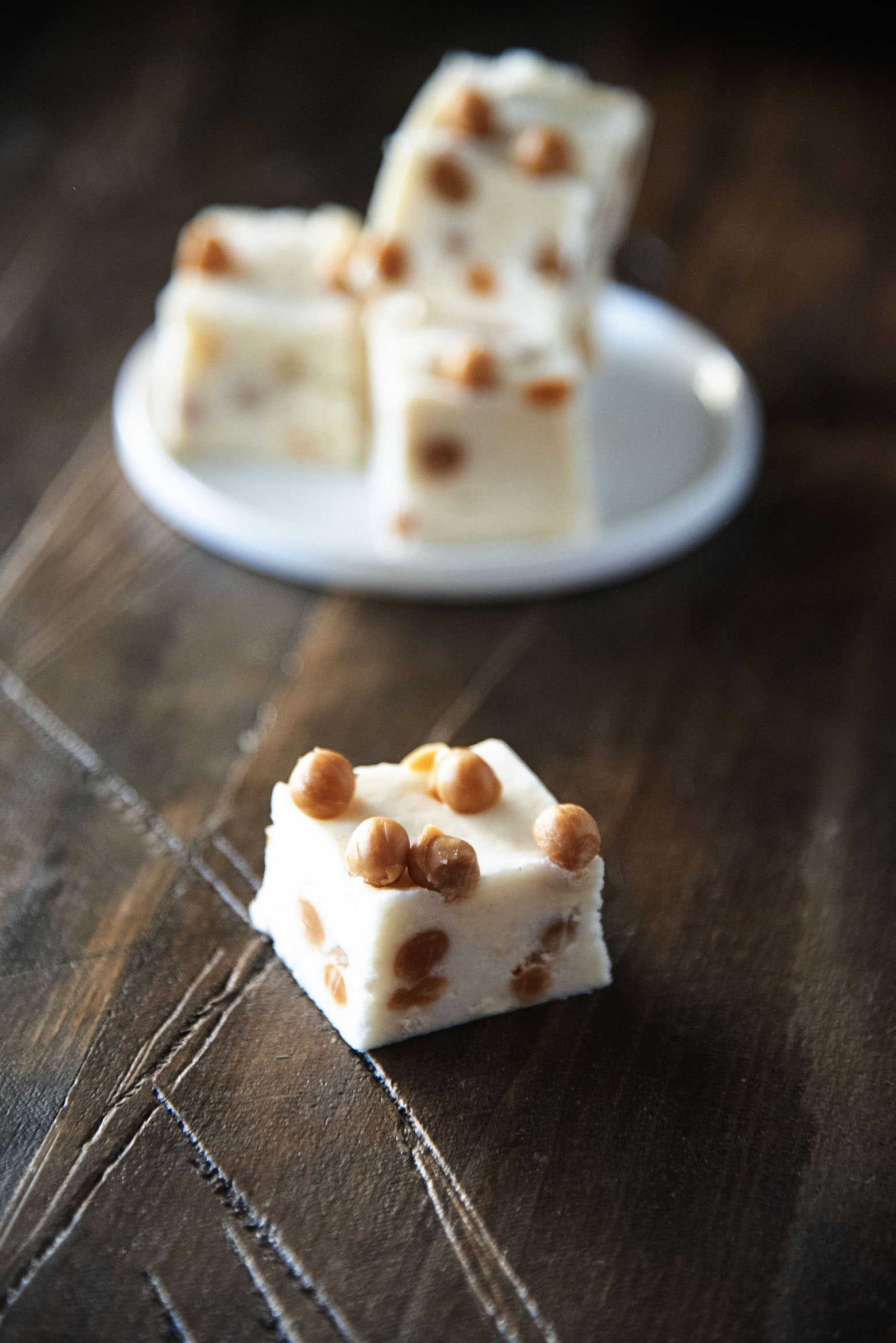 Caramel Apple White Chocolate Fudge