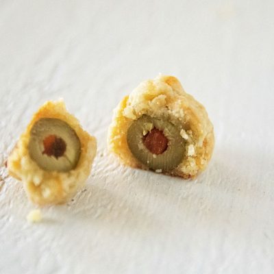 Cheddar Cheese Green Olive Nuggets