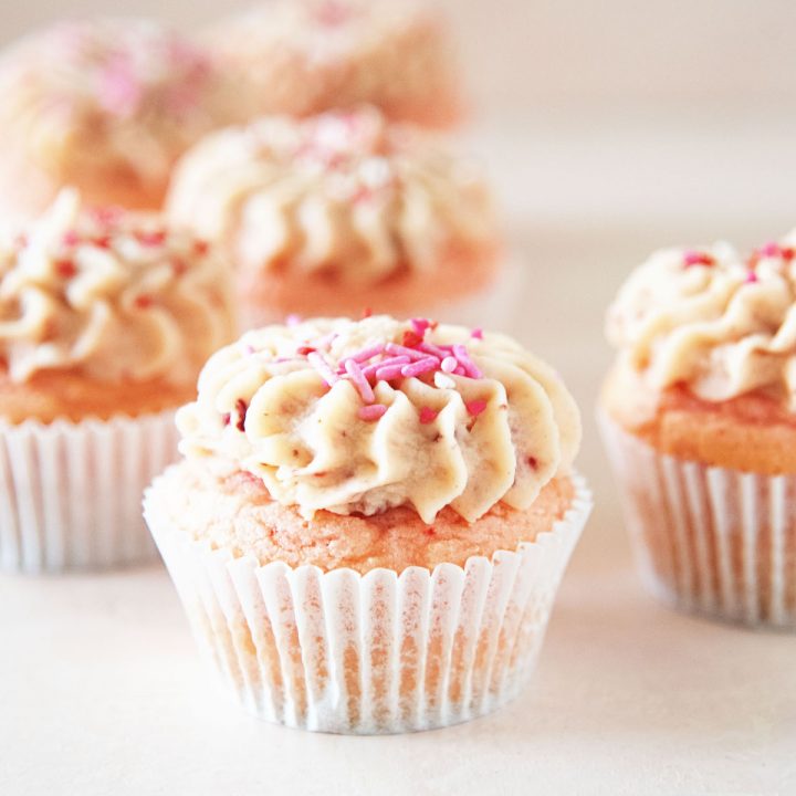 Strawberry Malted Milk Cupcakes