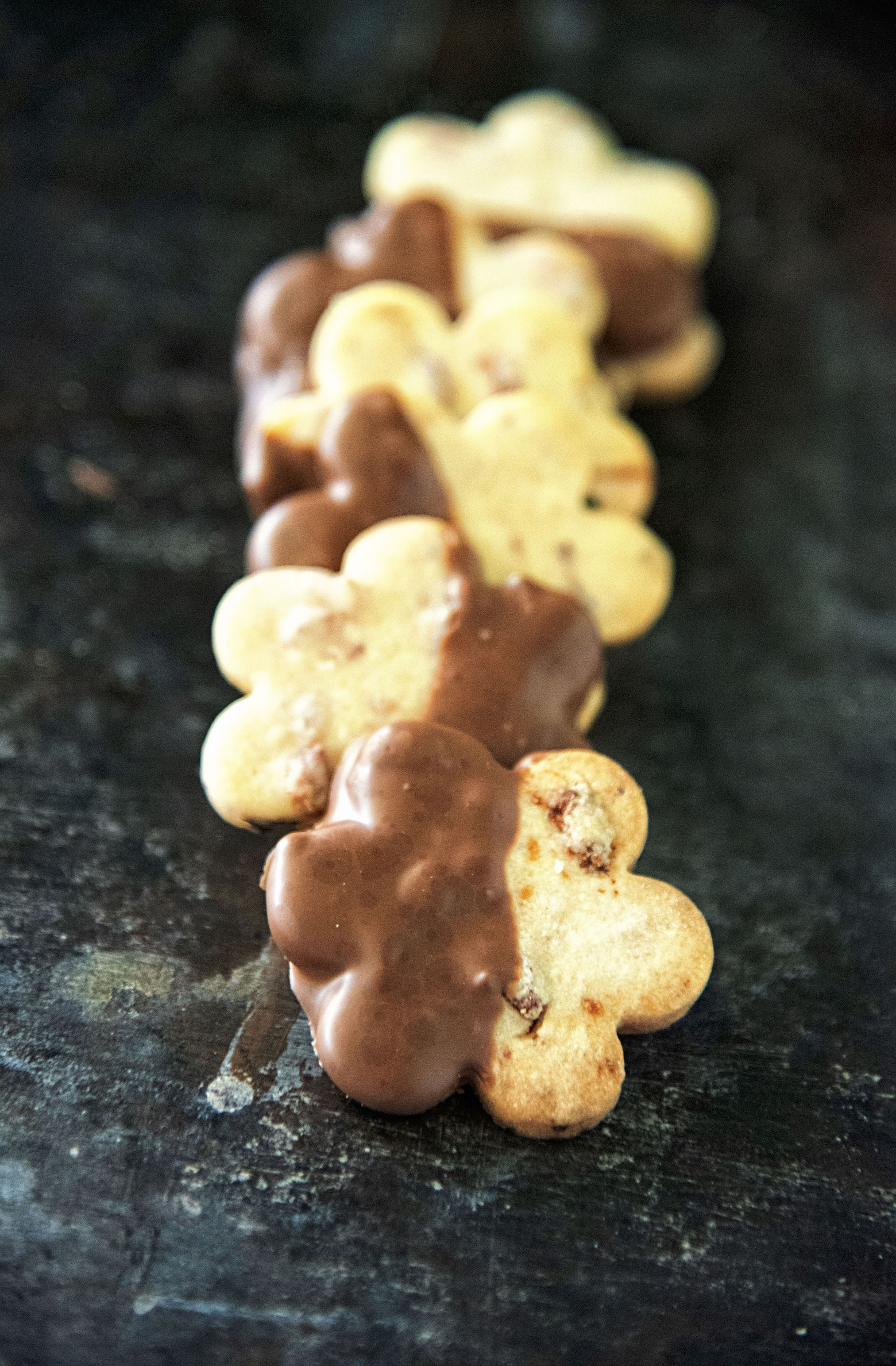 Chocolate Covered Strawberry Shortbread