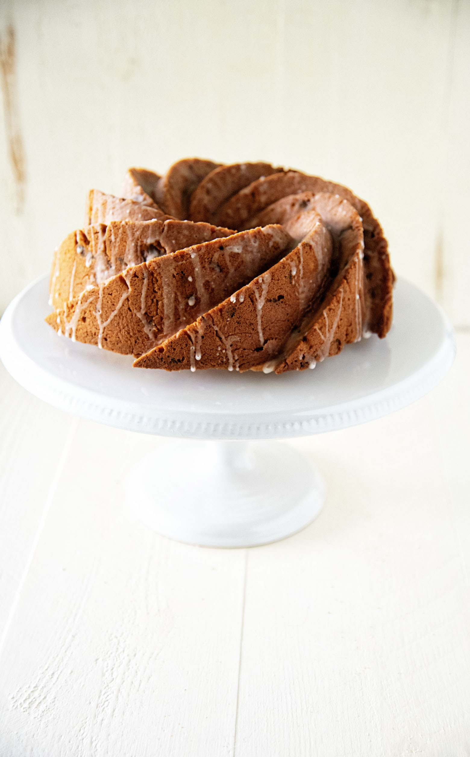 Strawberry Lemonade Bundt Cake