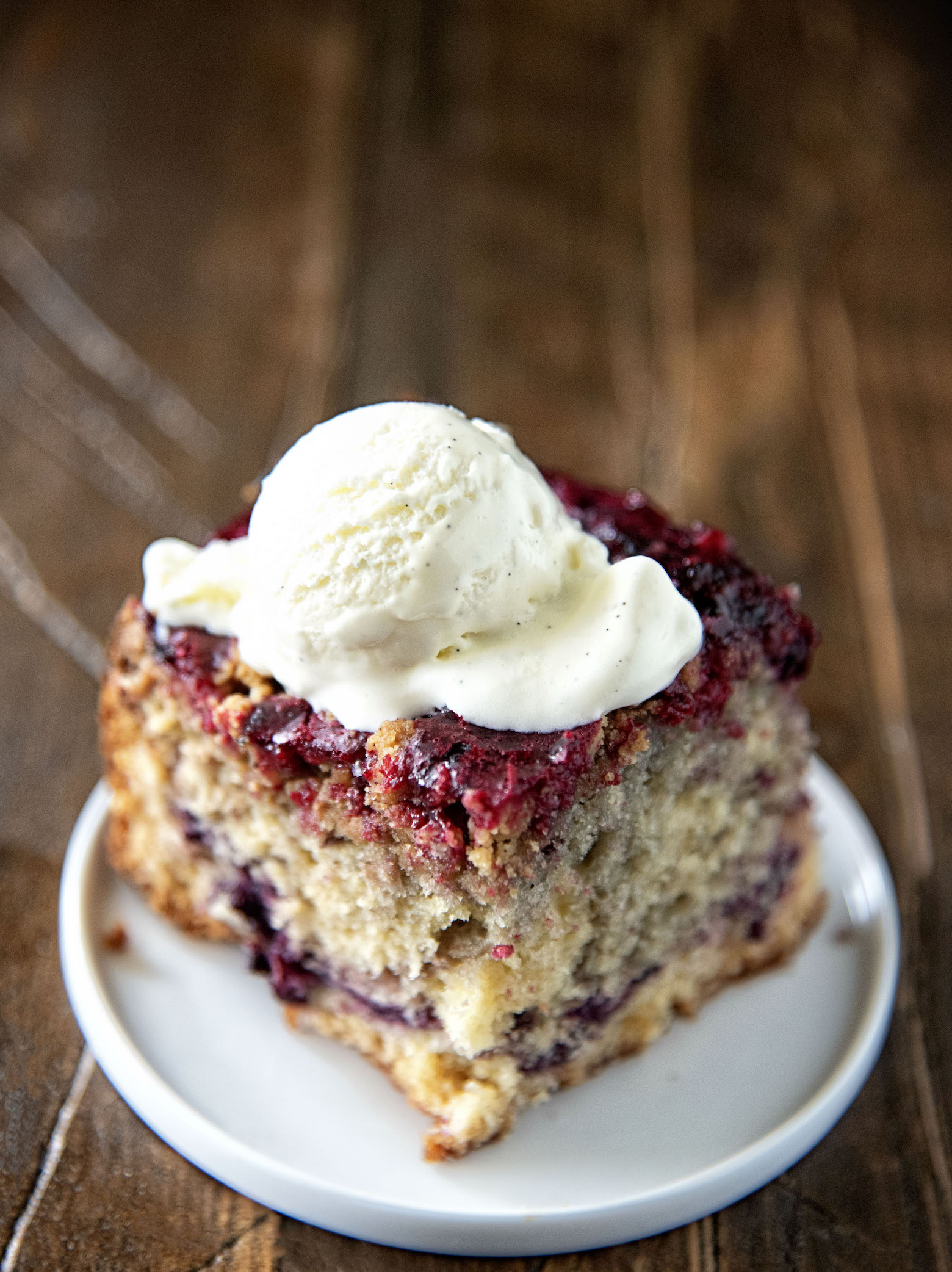 Blackberry Brown Butter Crumb Coffee Cake 