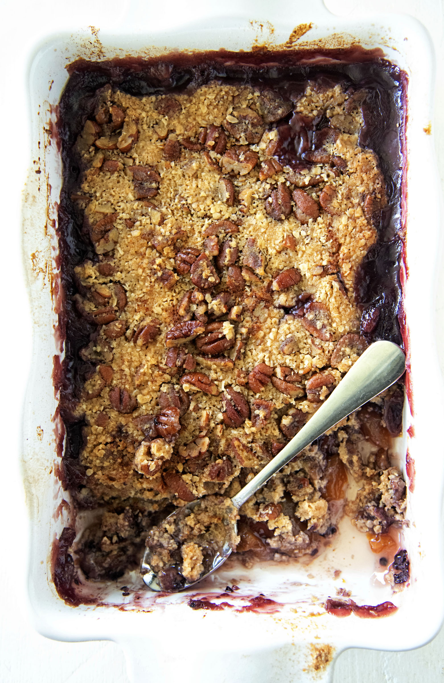 Peach Blackberry Oatmeal Cookie Cobbler