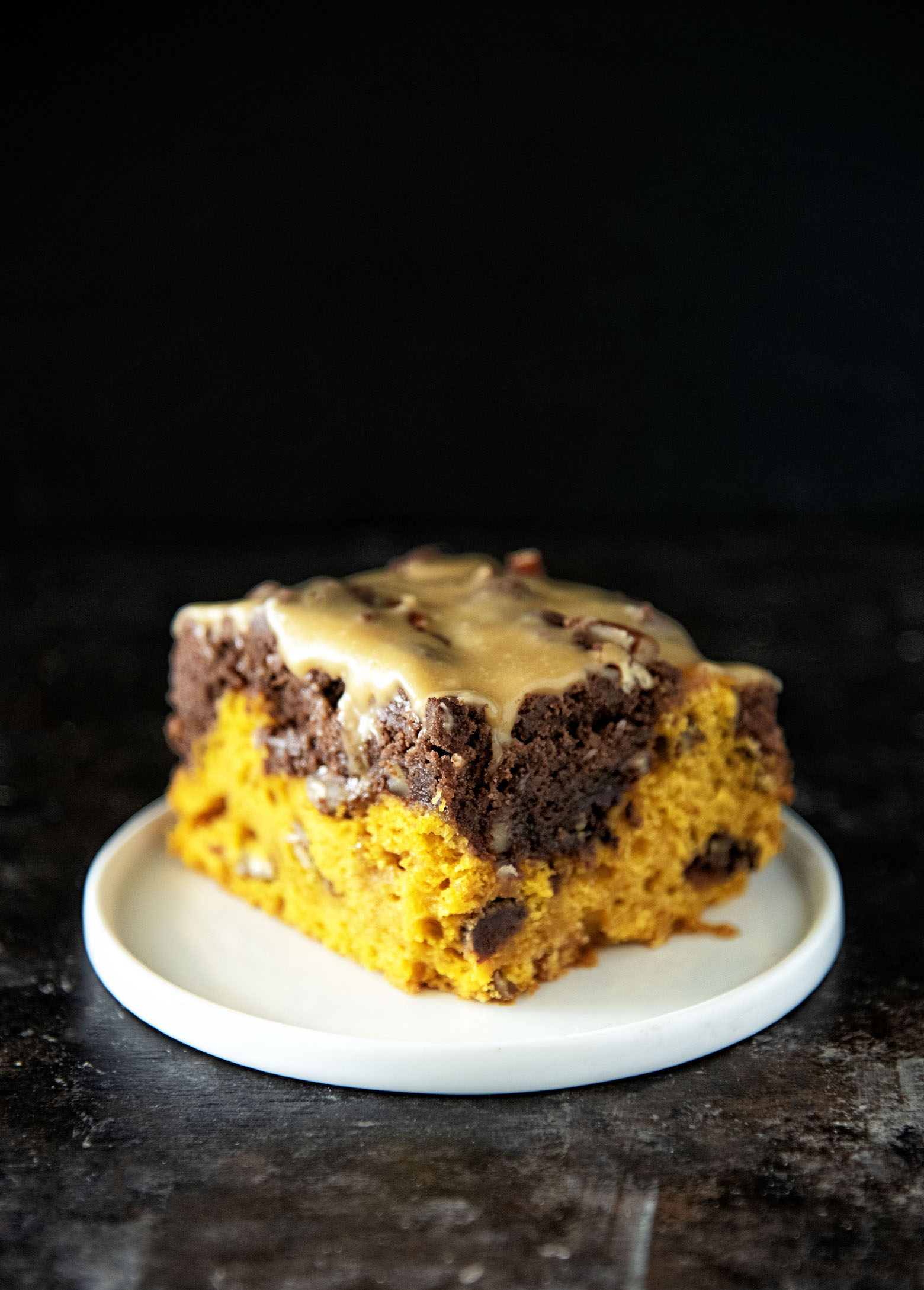 Caramel Turtle Pumpkin Crumb Cake 