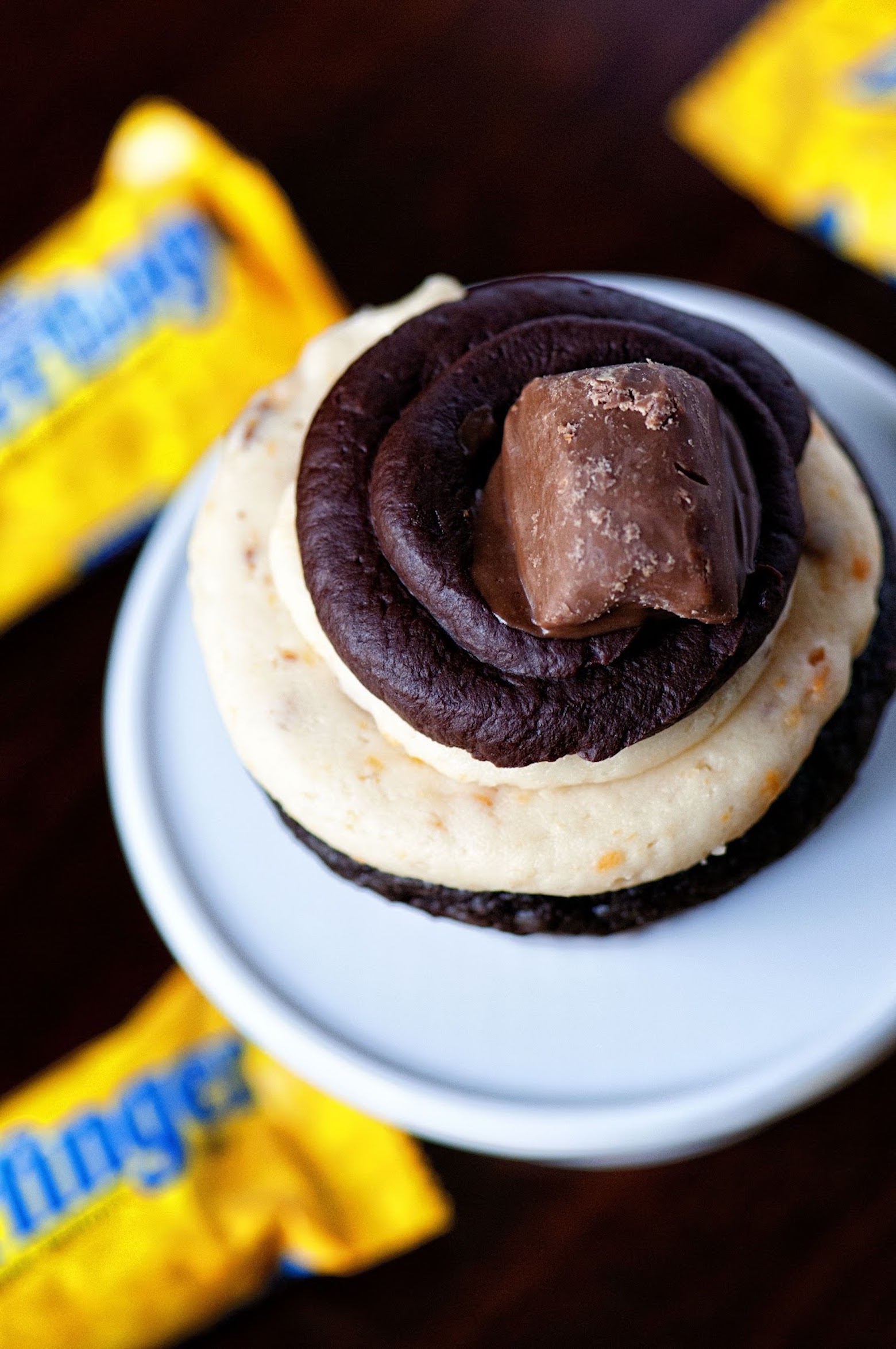 Dark Chocolate Butterfinger Cupcakes 