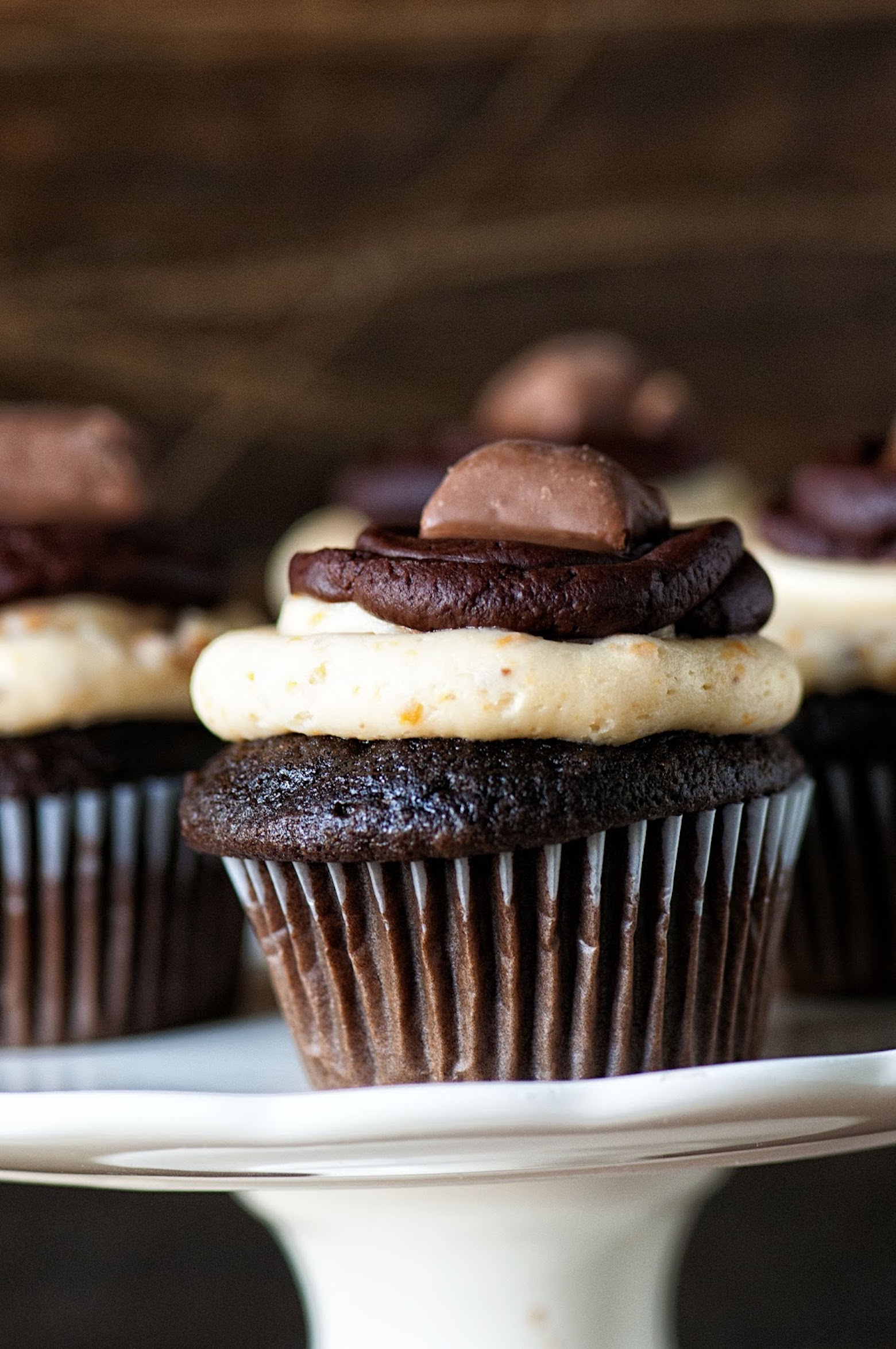 Dark Chocolate Butterfinger Cupcakes 