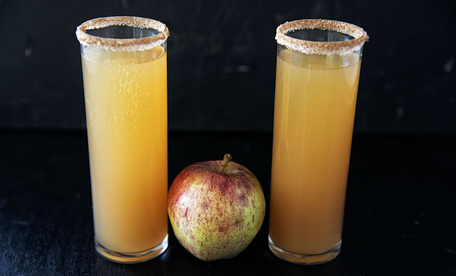 Snickerdoodle Apple Cider Mimosa