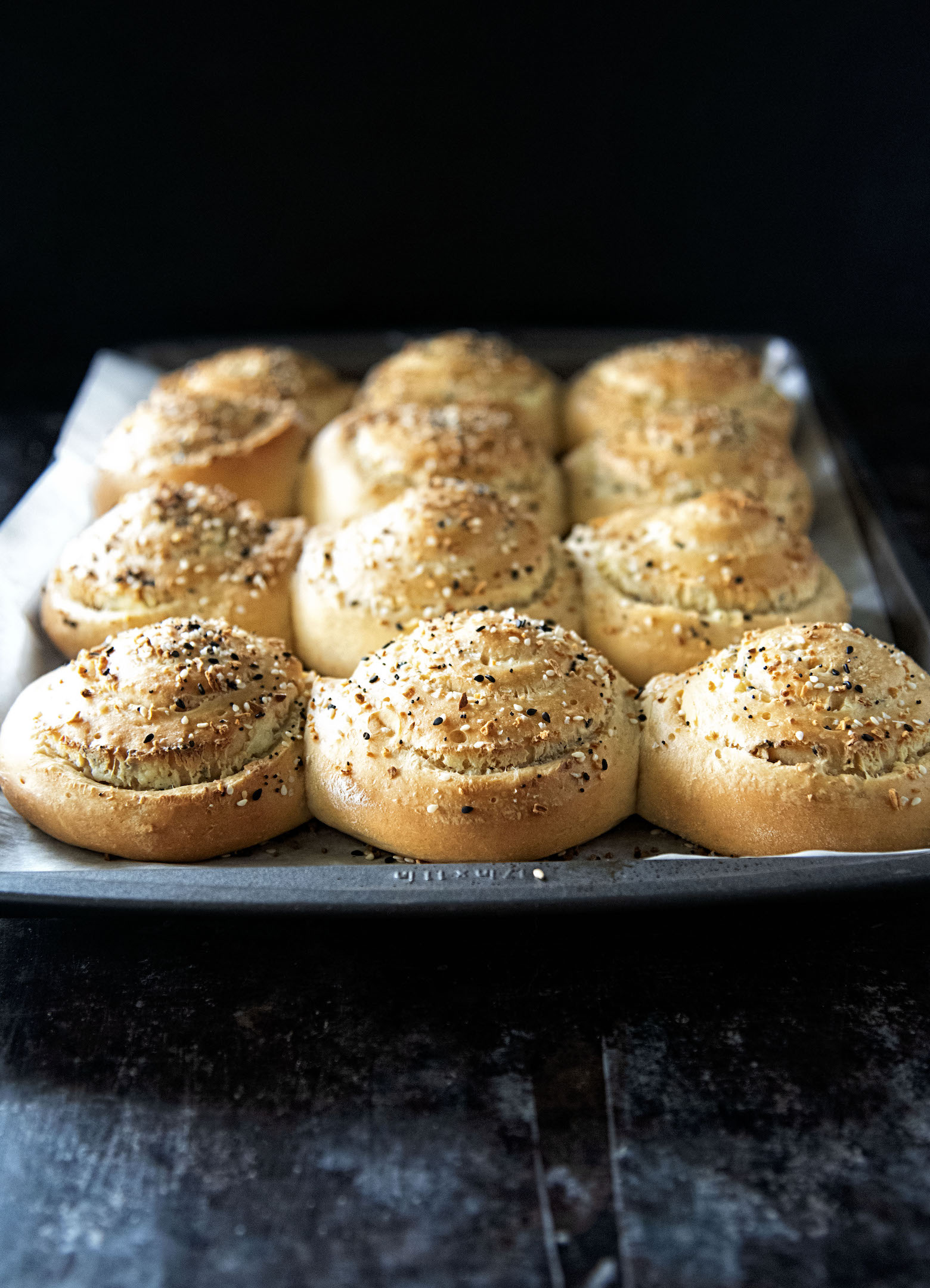 Sourdough Everything Bagel Spiral Rolls