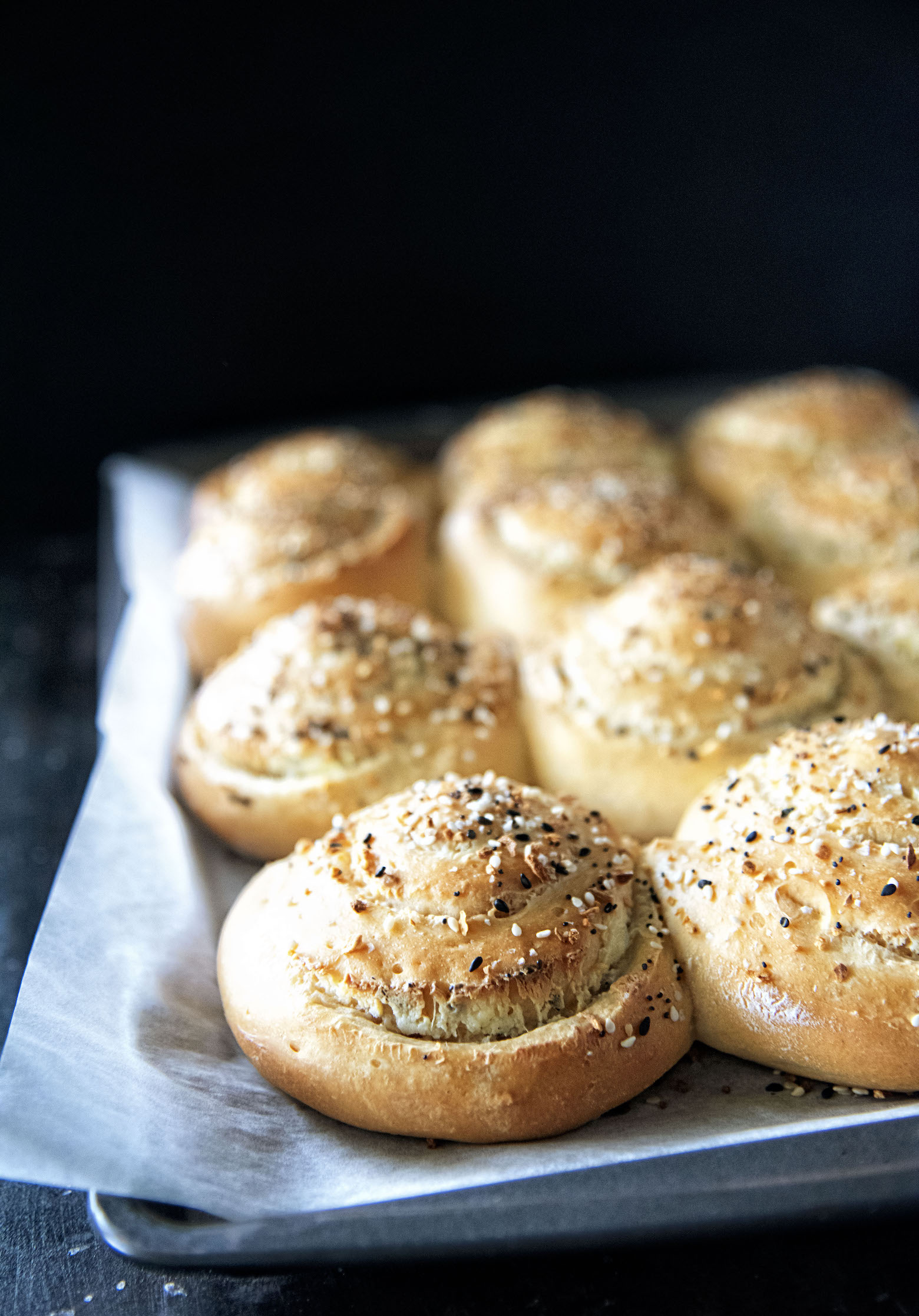 Sourdough Everything Bagel Spiral Rolls