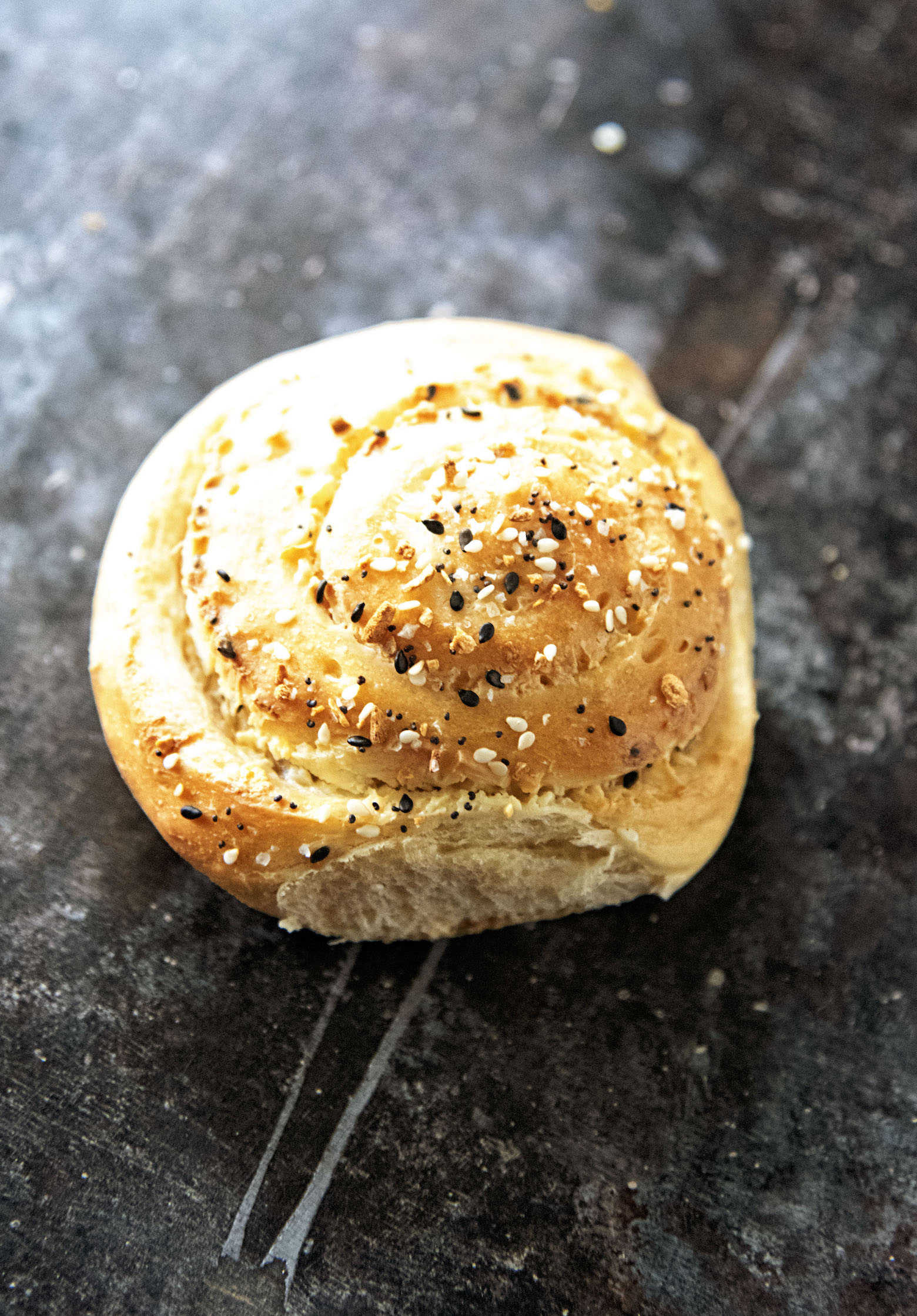 Sourdough Everything Bagel Spiral Rolls