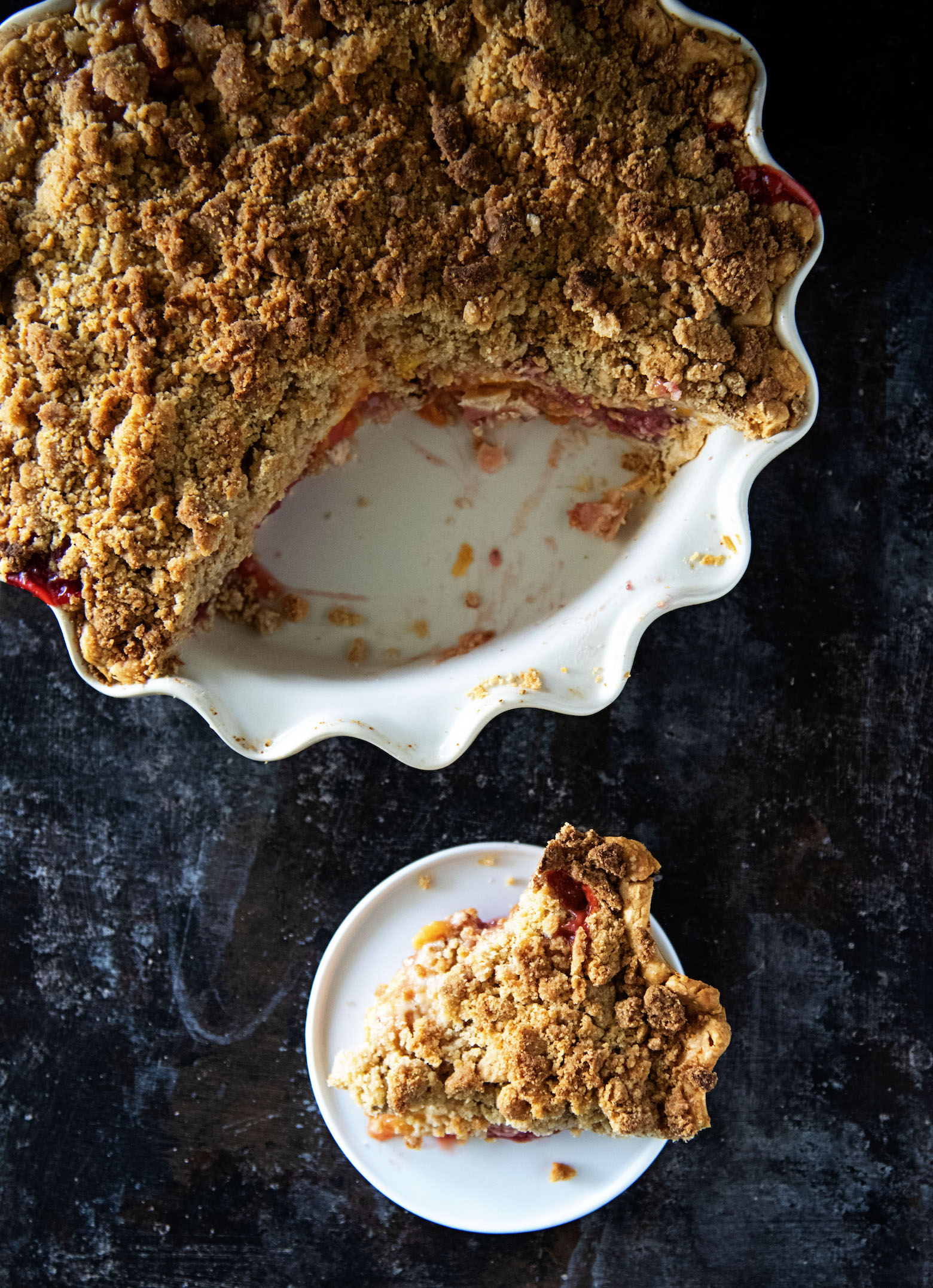 Strawberry Peach Crumb Pie 