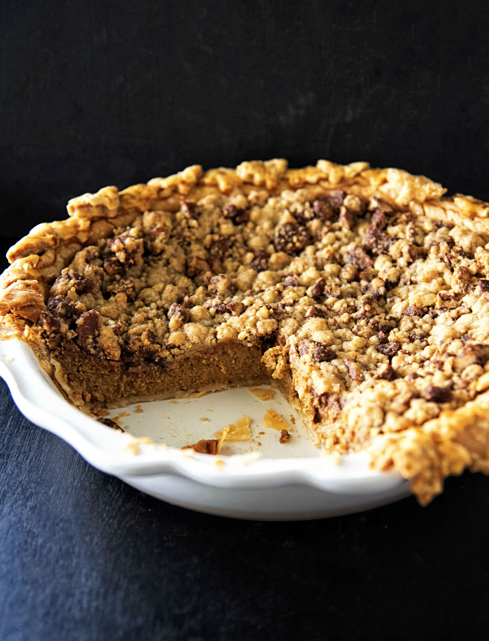 Butter Toffee Pecan Crumb Pumpkin Pie