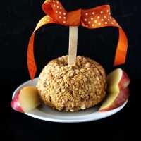 Caramel Apple Cheesecake Cheeseballs