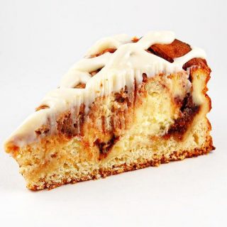 Cinnamon Roll Cheesecake 