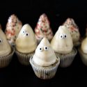Ghost High Hat Cupcakes #HalloweenTreatsWeek