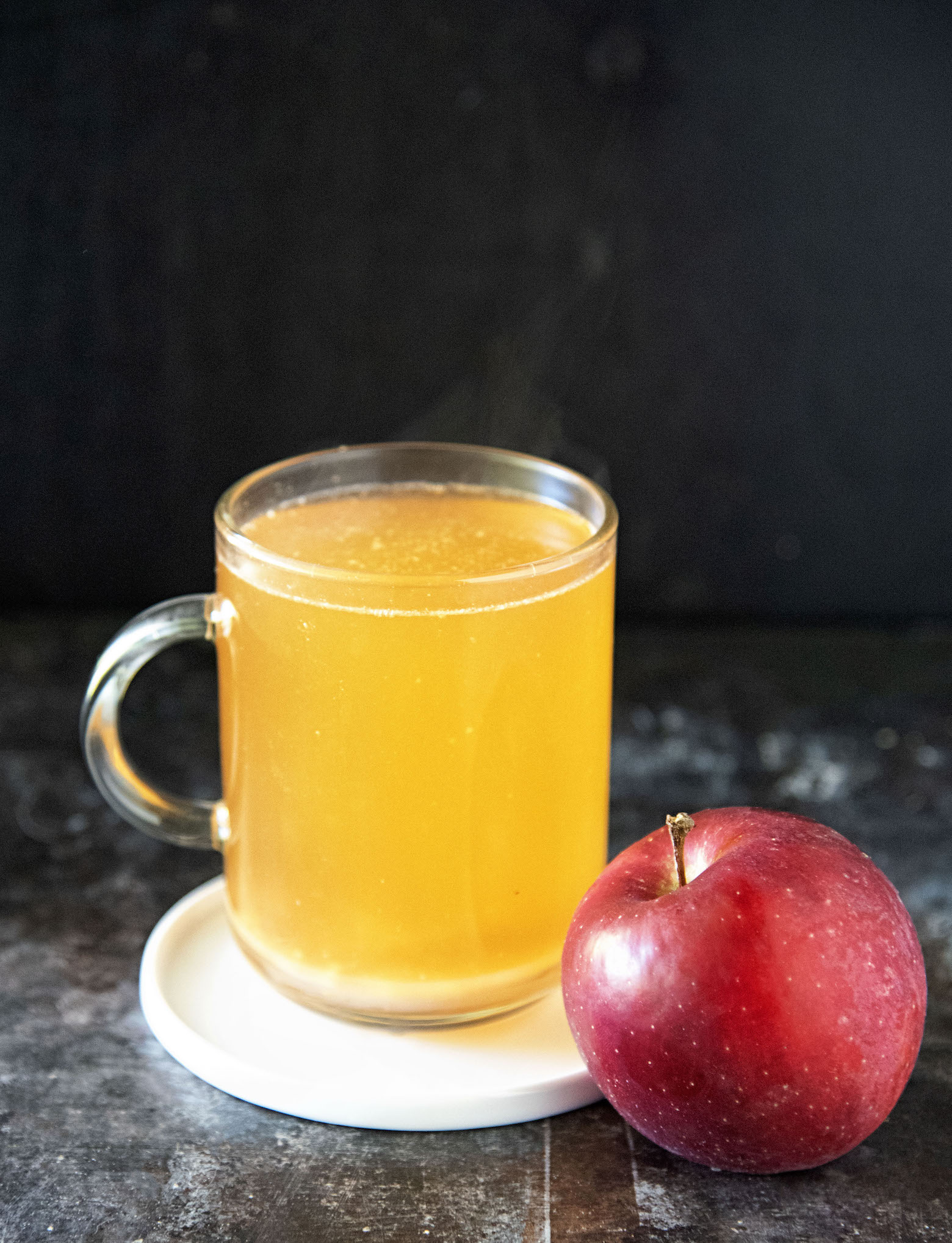 Hot Spiked Cinnamon Apple Cider