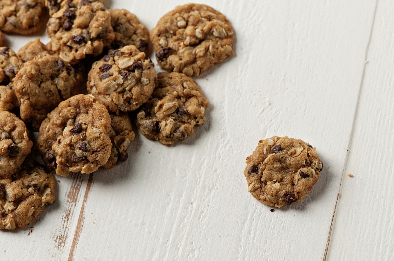 Small Batch Mini Oatmeal Chocolate Chip Cookies