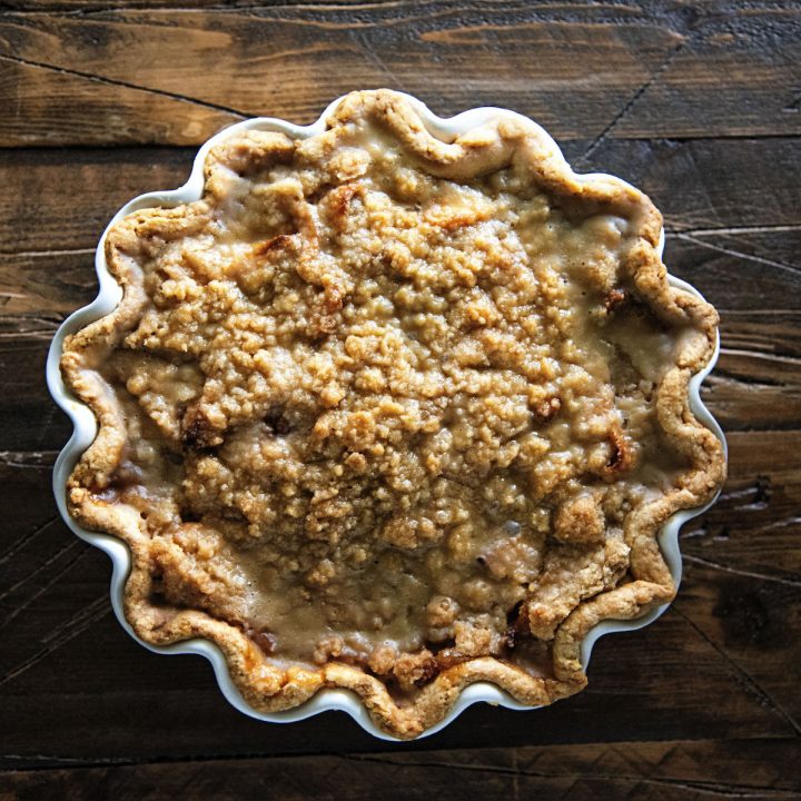 Hot Buttered Rum Apple Pie 