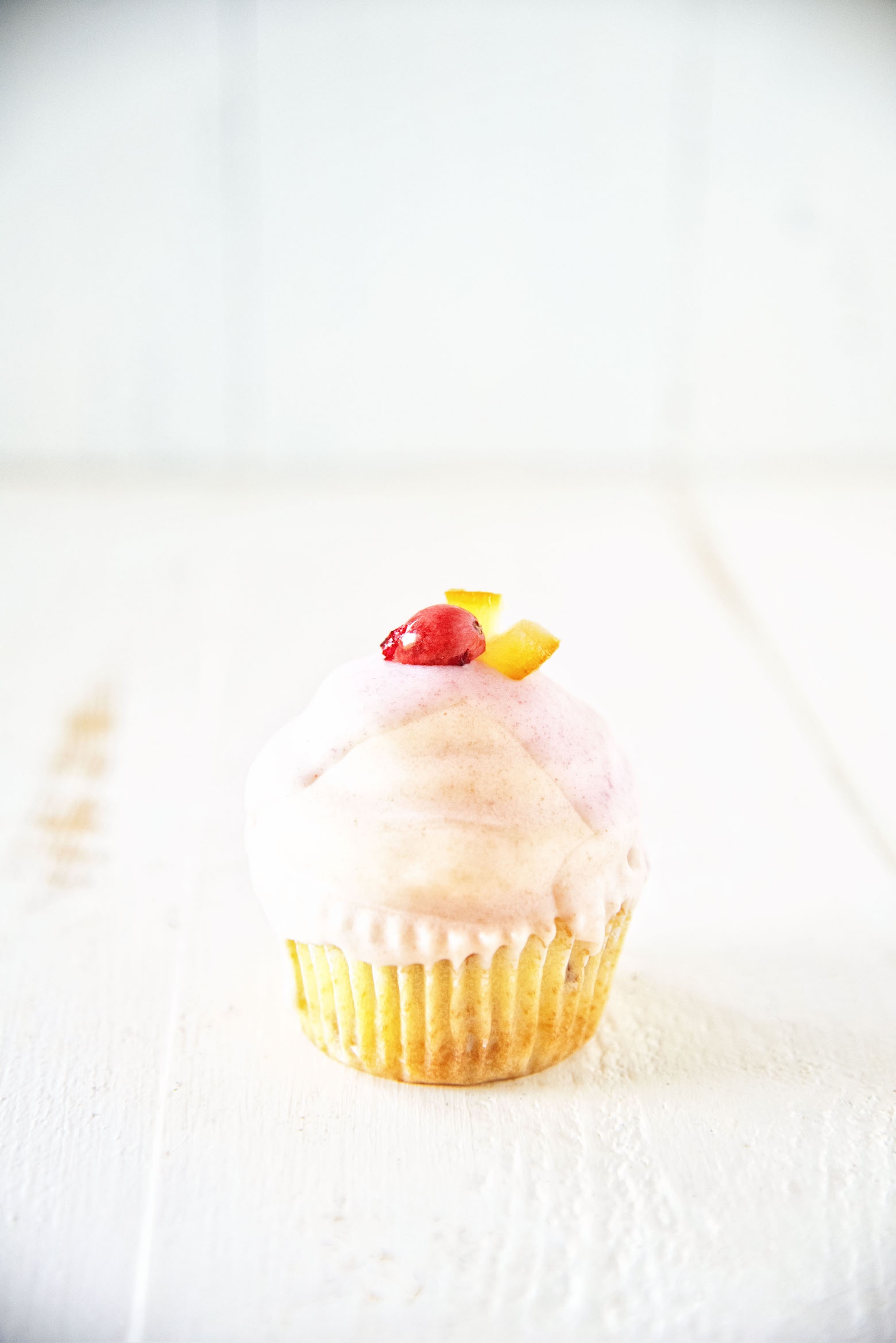 White Chocolate Dipped Orange Cranberry Cupcakes