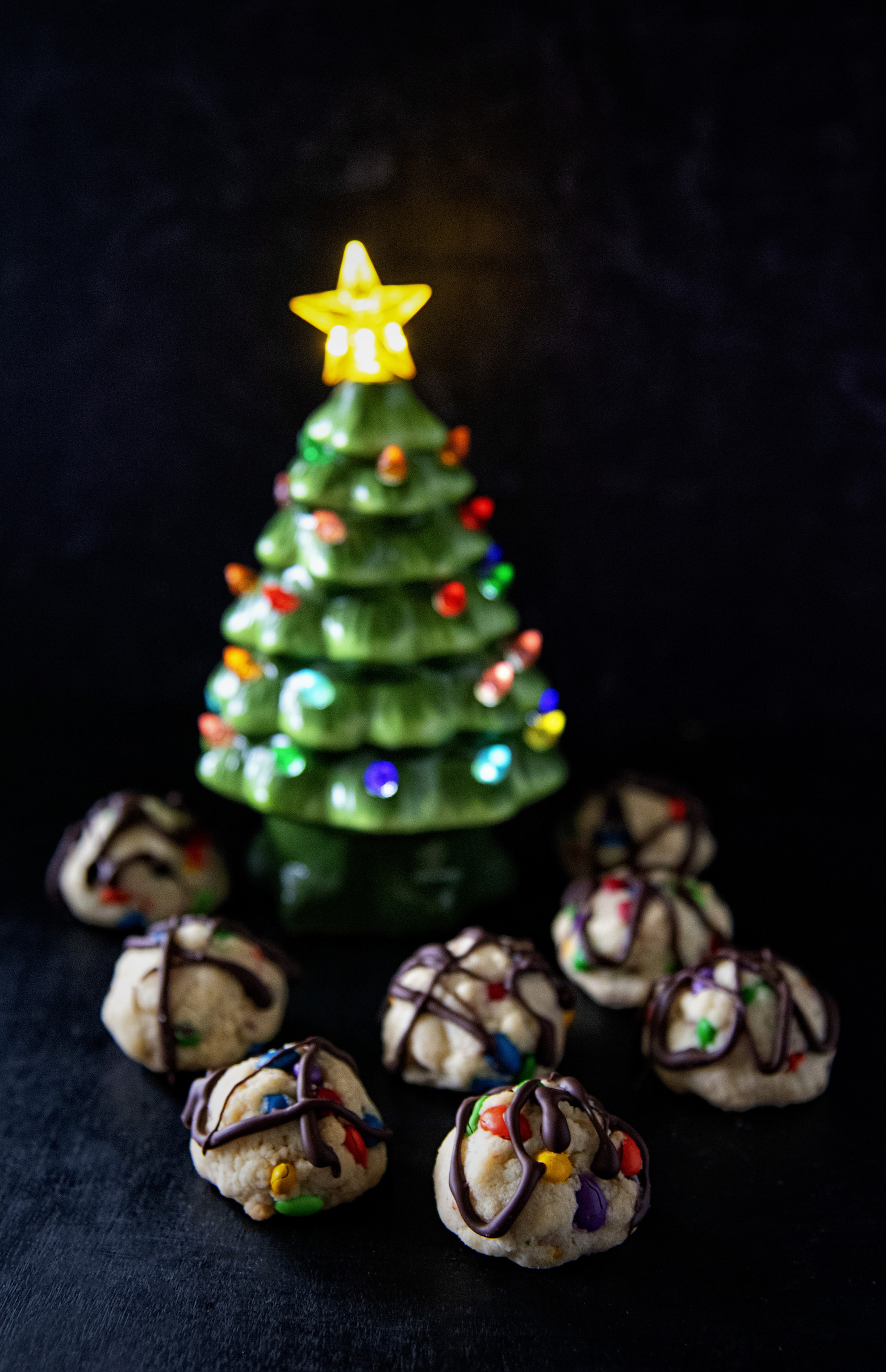 Tangled Christmas Lights Cookies