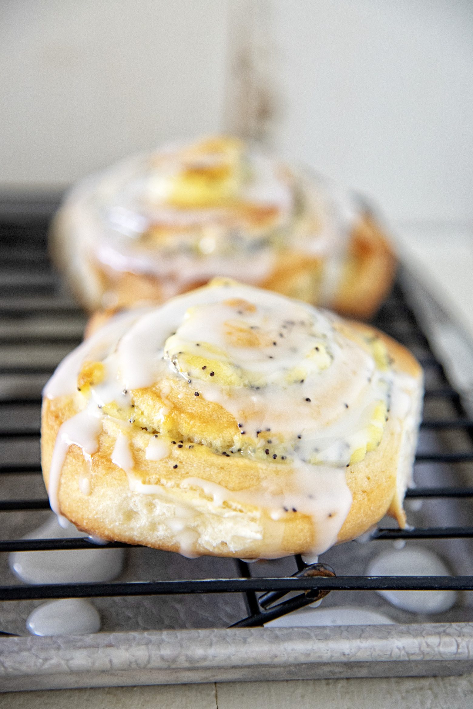 Lemon Poppyseed Sweet Rolls 