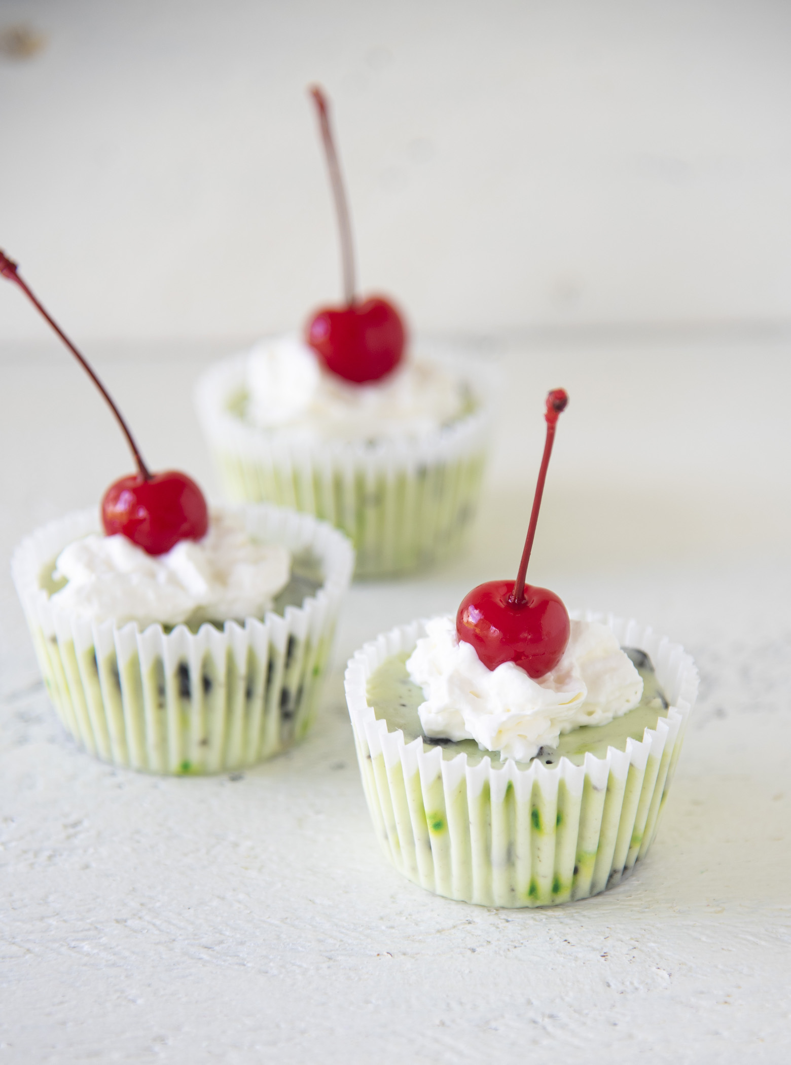 Oreo  Shamrock McFlurry Cheesecake Bites